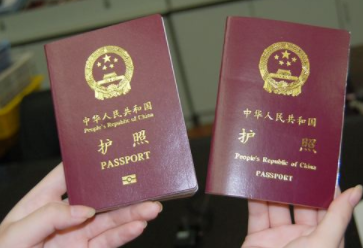 换护照后美国签证怎么转移？